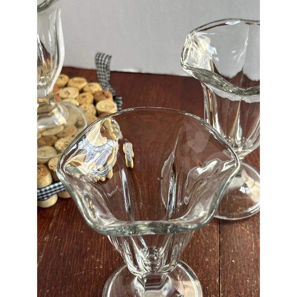 Vintage Clear‎ Glass Ice Cream Sundae Tulip Cups Scalloped Rim Footed Set of 4